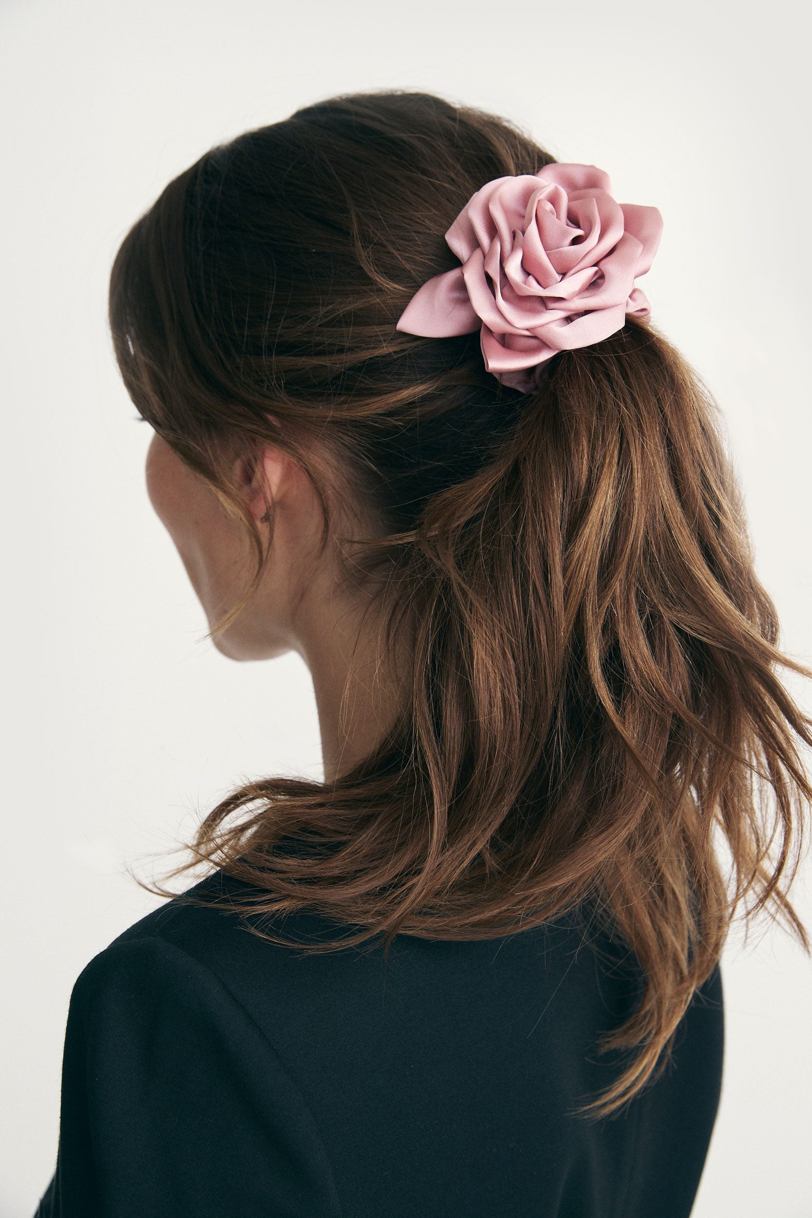 Flower hair tie
