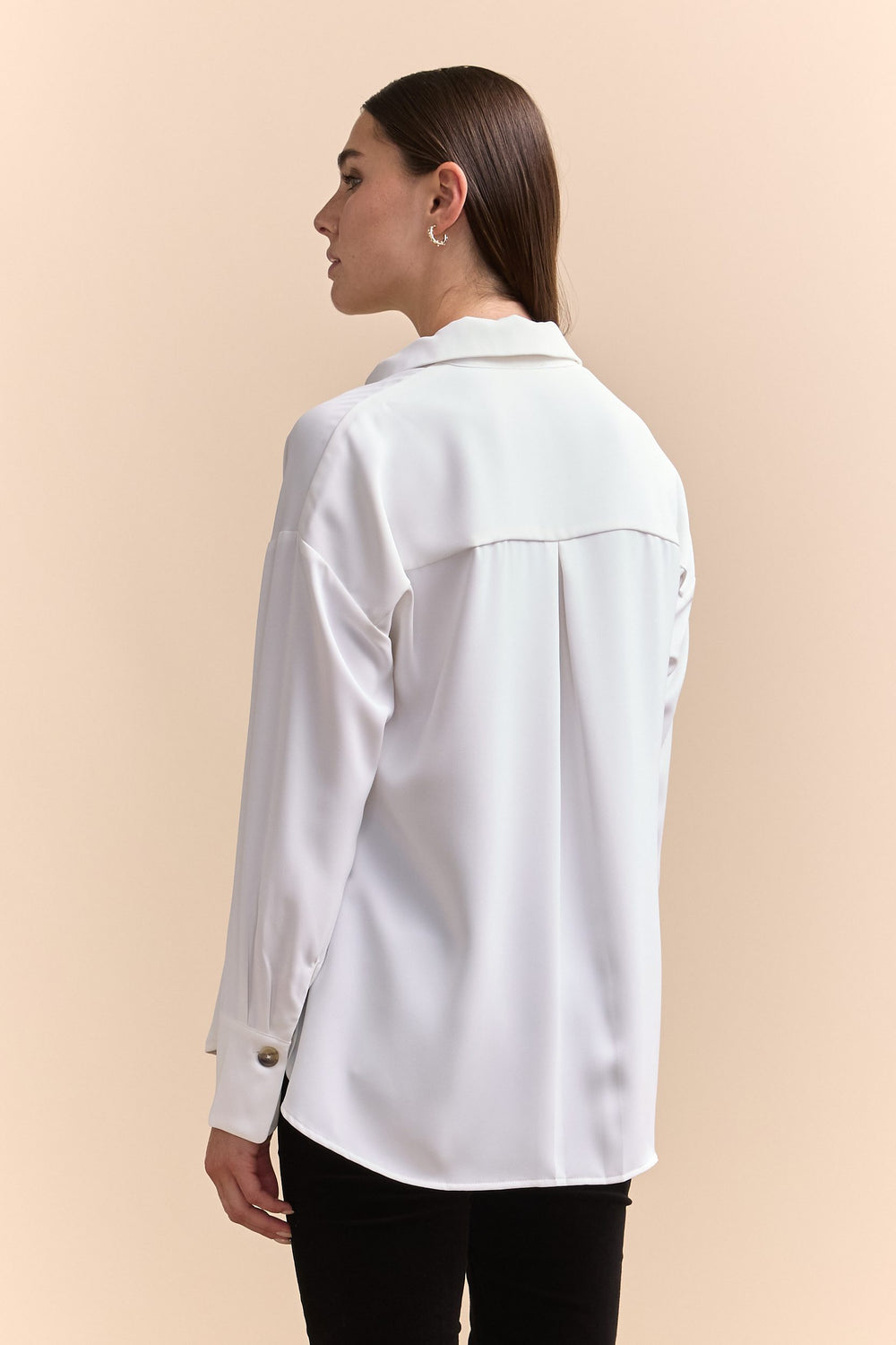 Oversized blouse with zipper