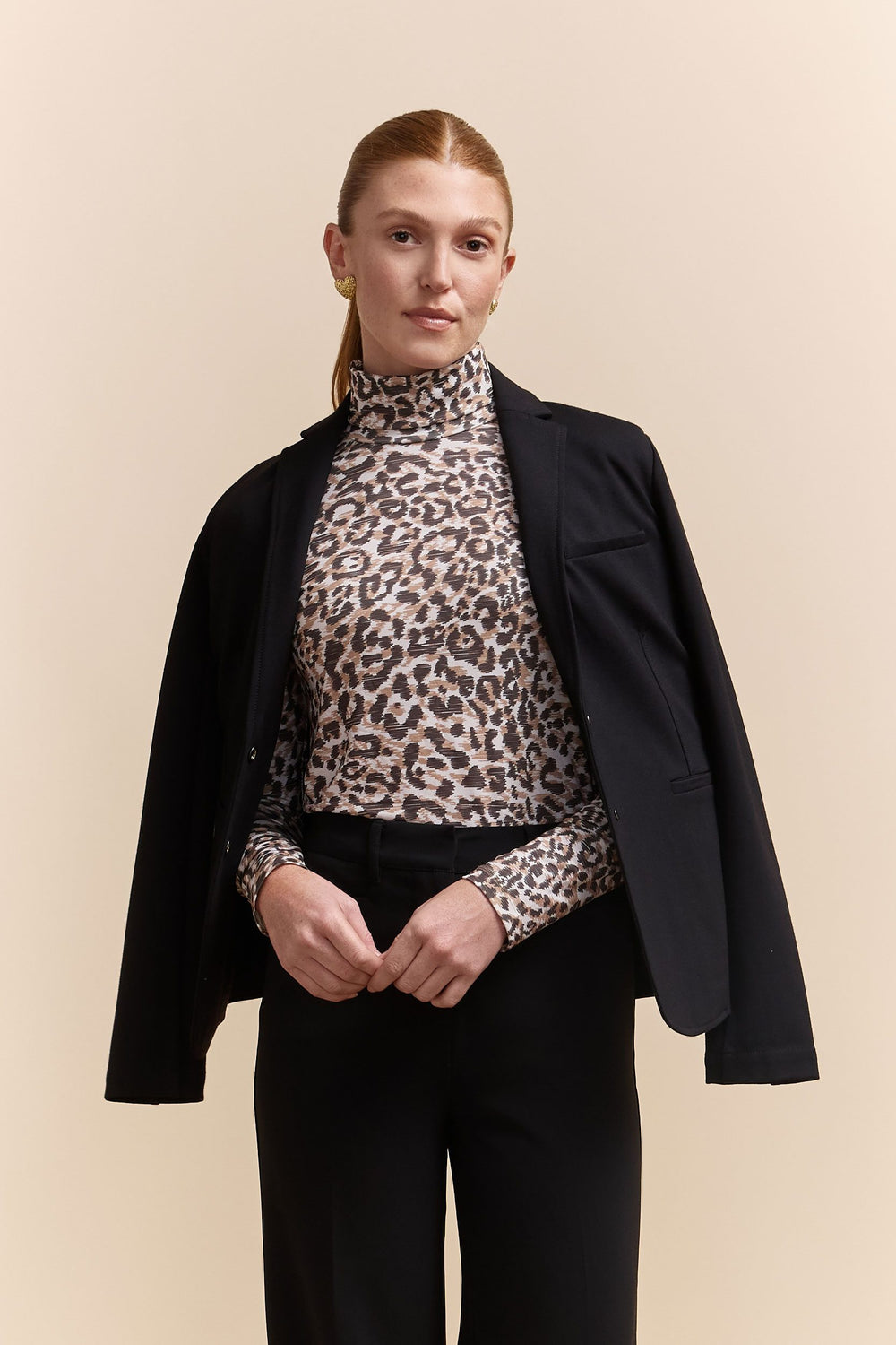 Leopard t-shirt turtle neck