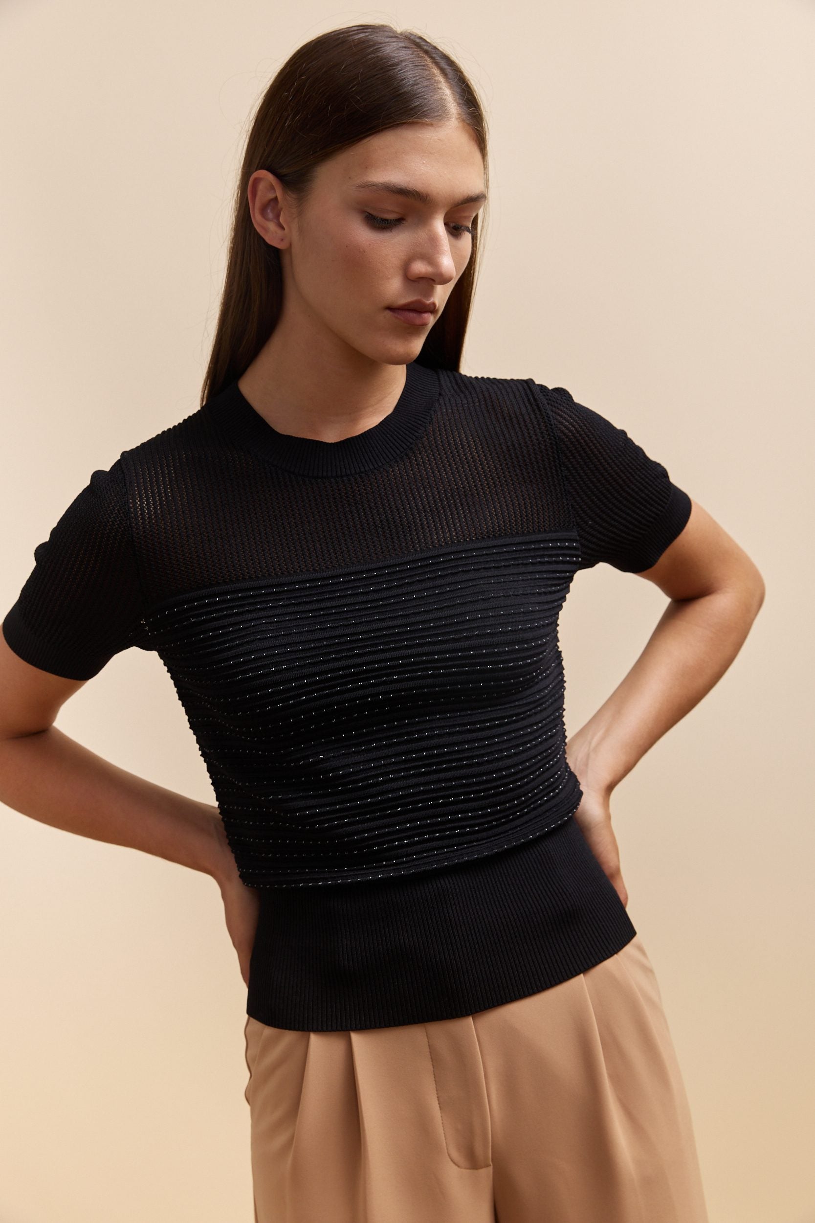 Multi textures crew neck sweater