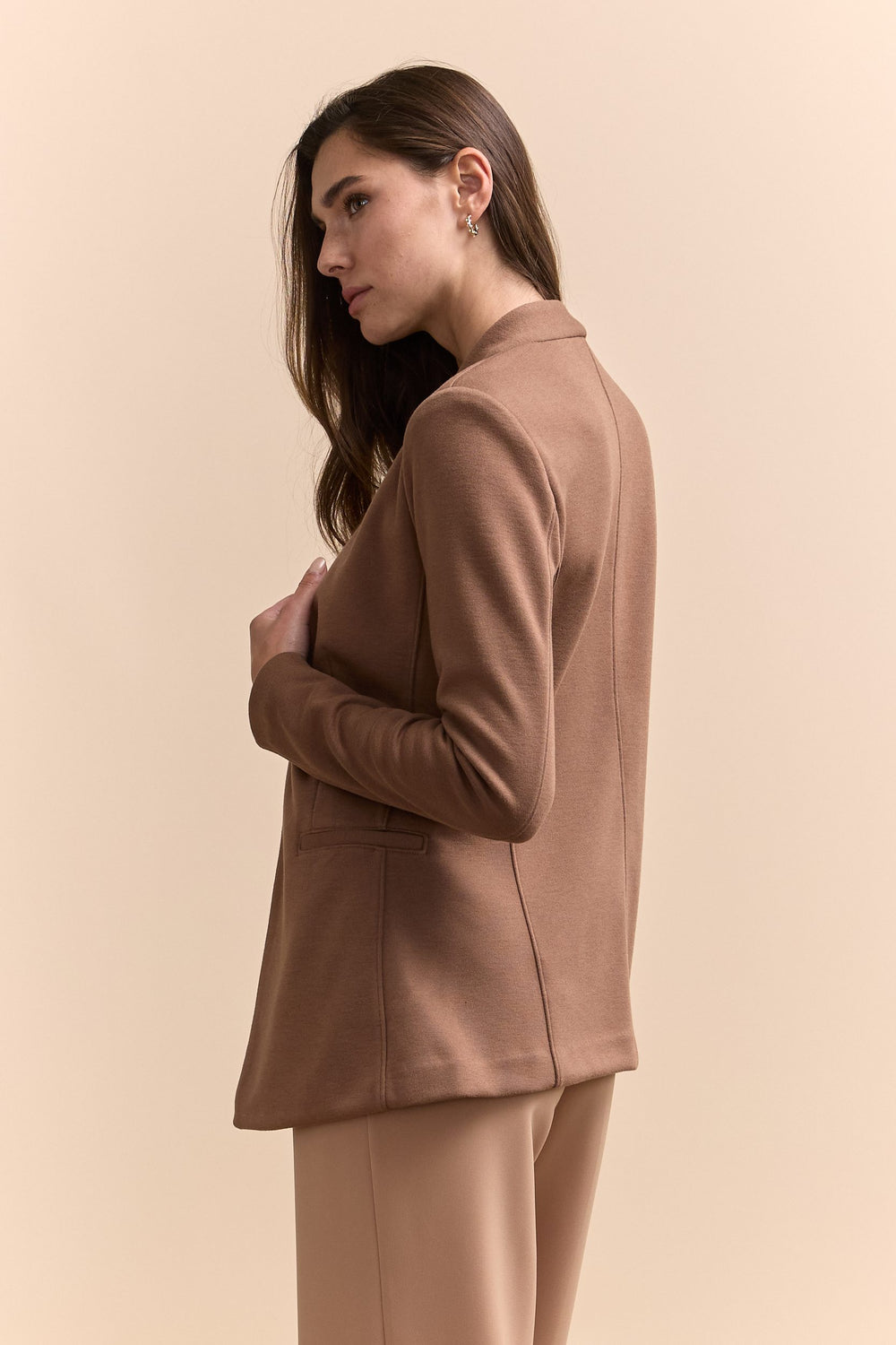 Fitted stretch jacket