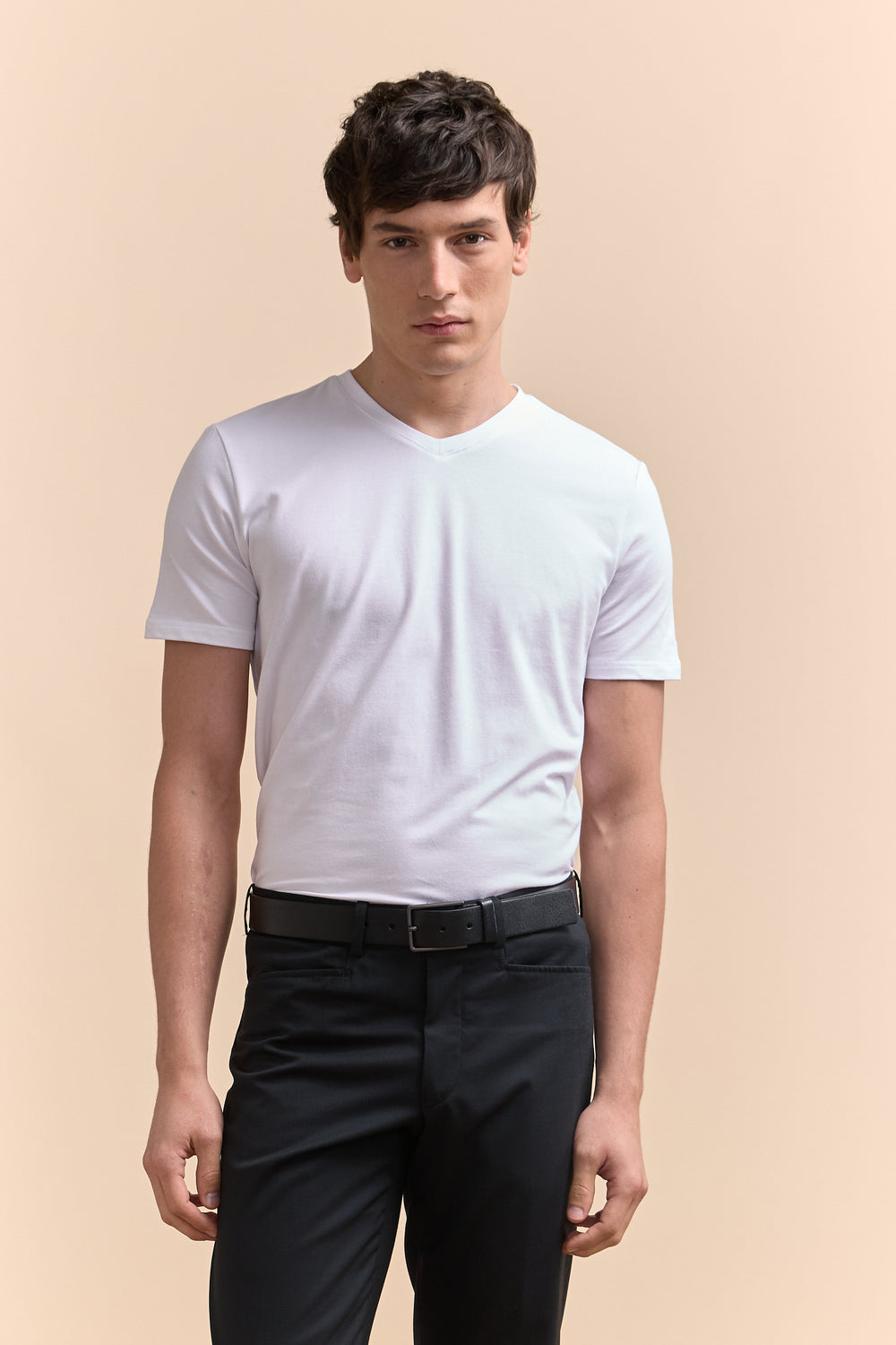 Basic v-neck t-shirt