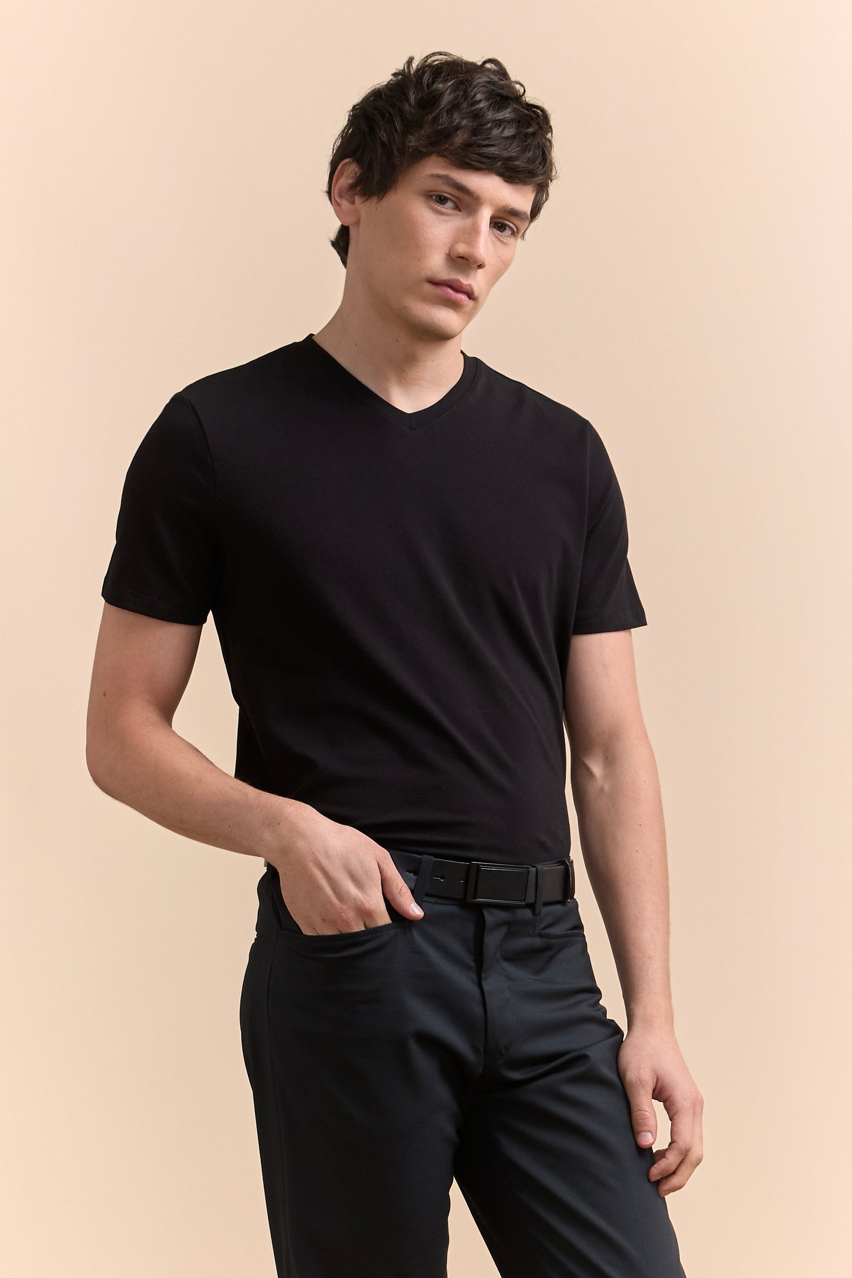 Basic v-neck t-shirt