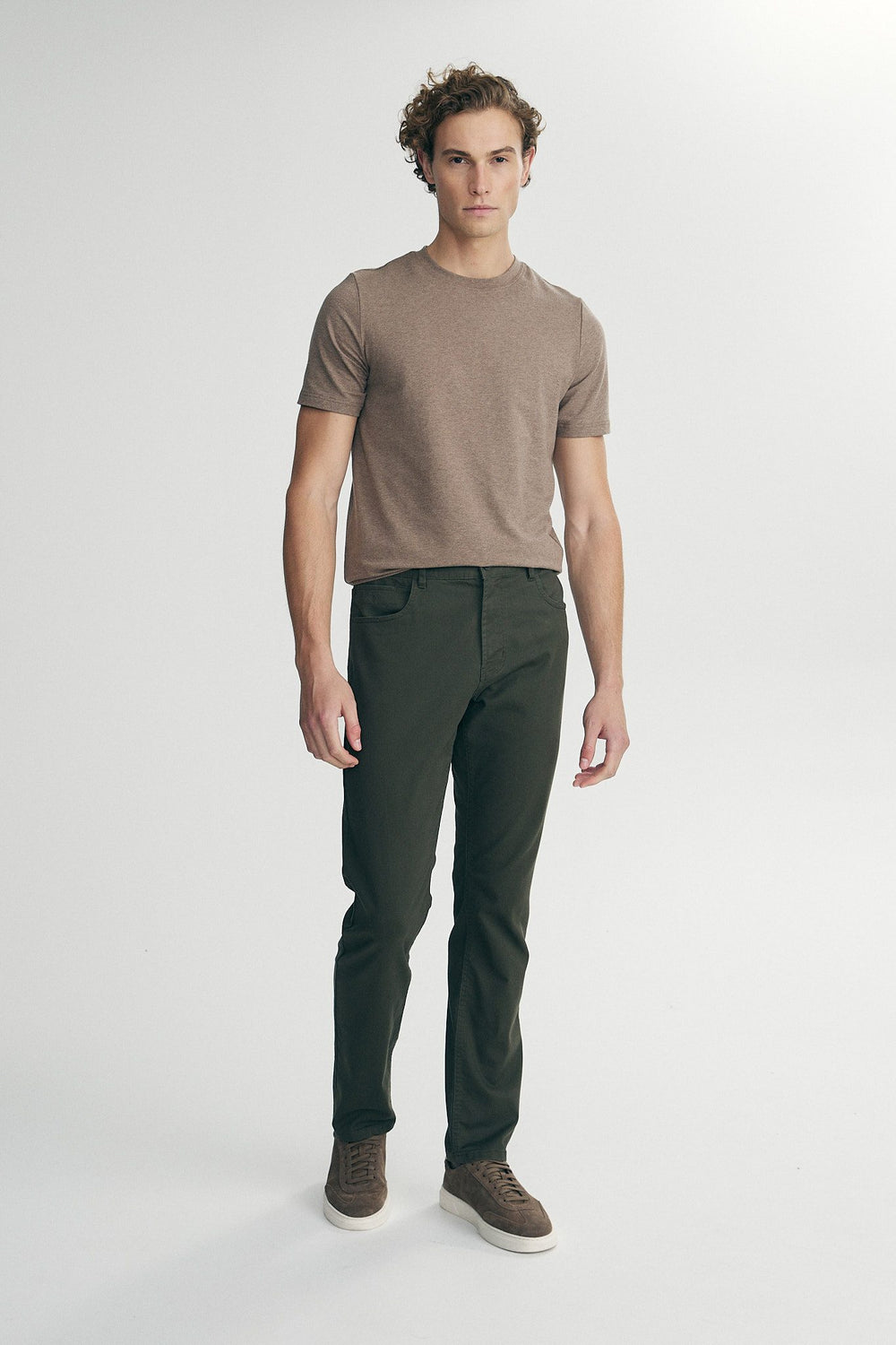 Basic crew neck T-shirt