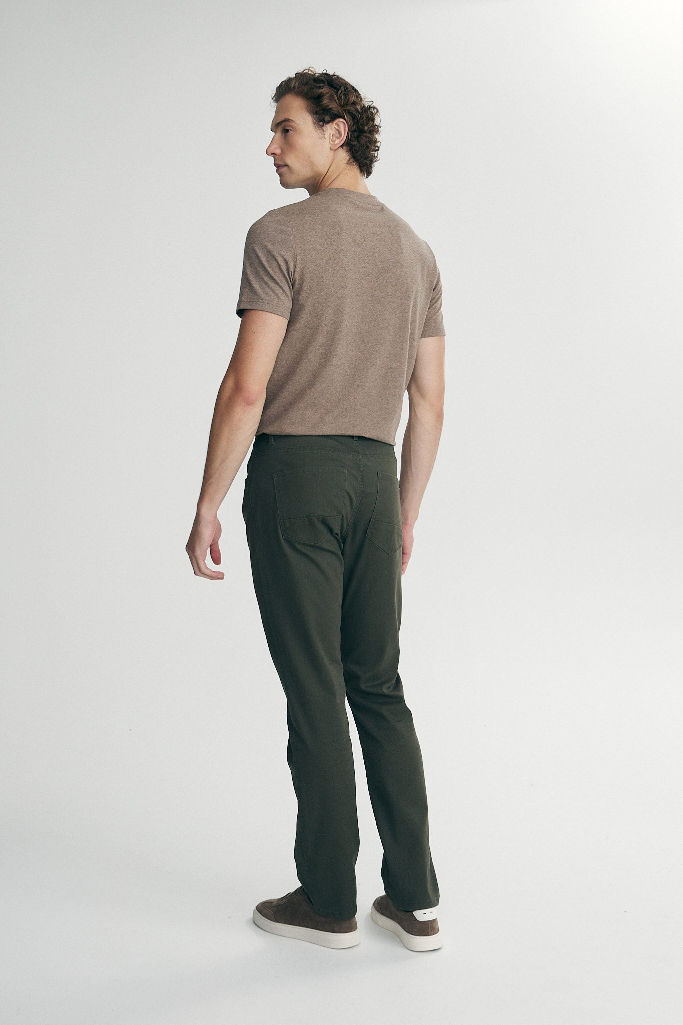 Basic crew neck T-shirt