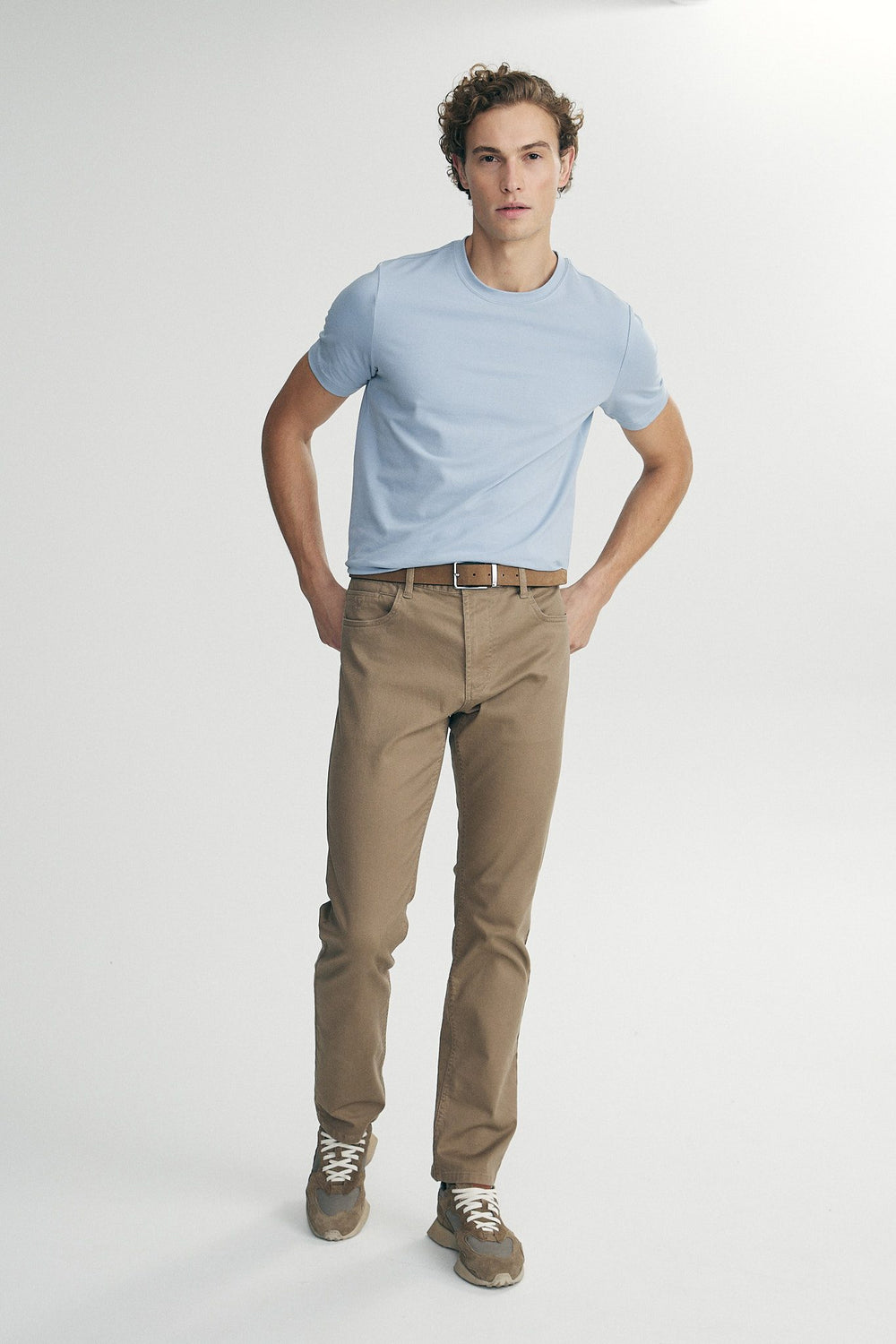 Basic crew neck T-shirt