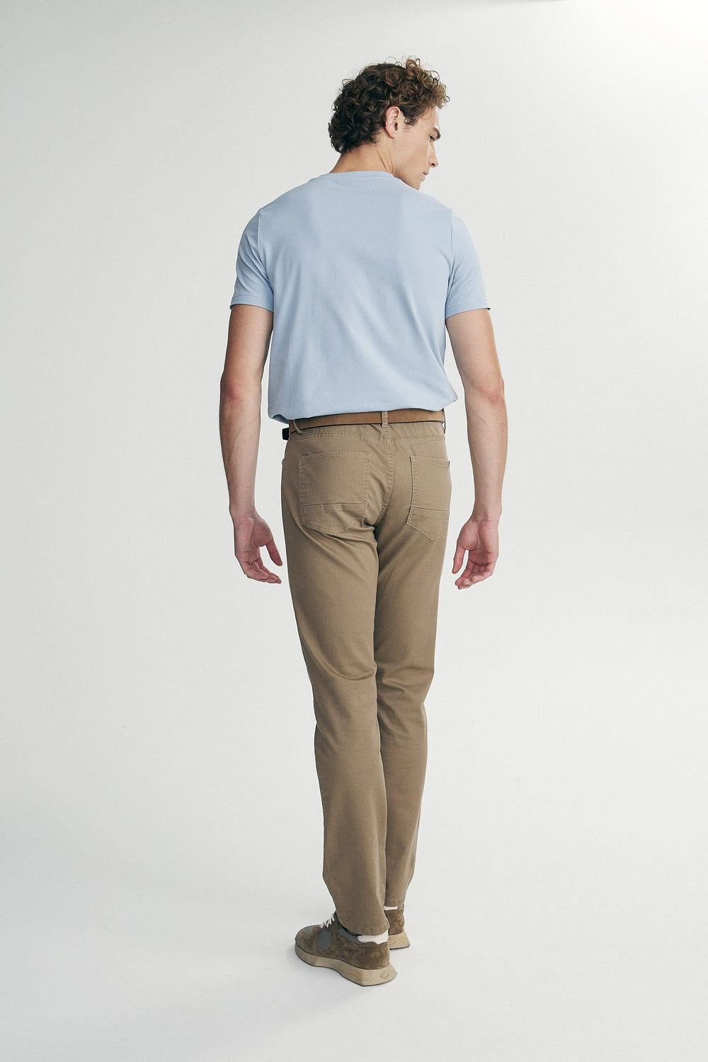 Basic crew neck T-shirt