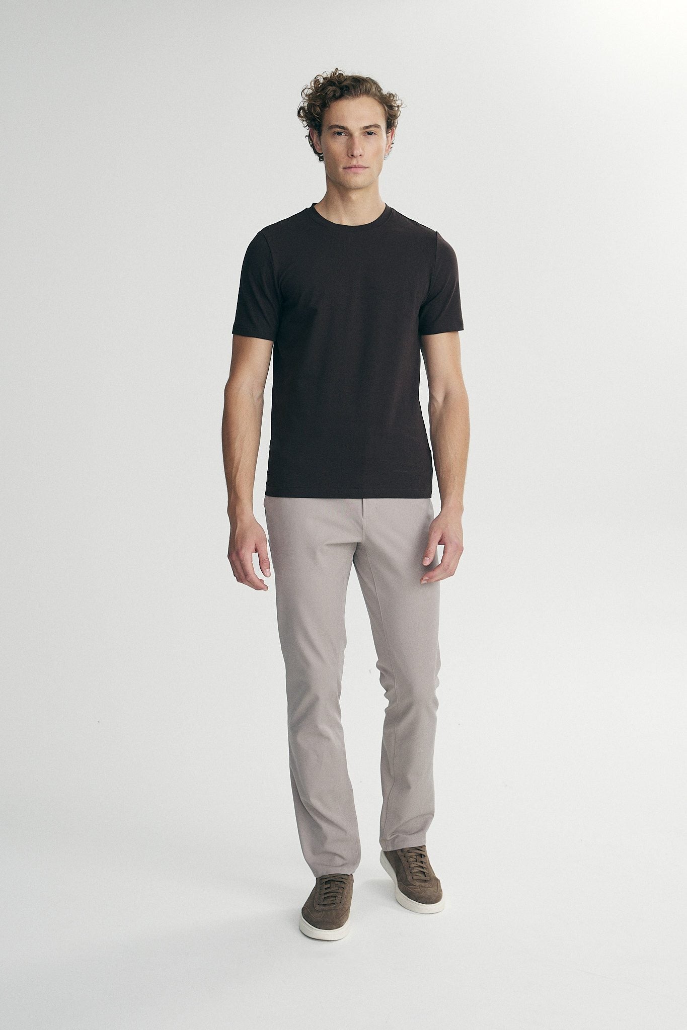 Basic crew neck T-shirt