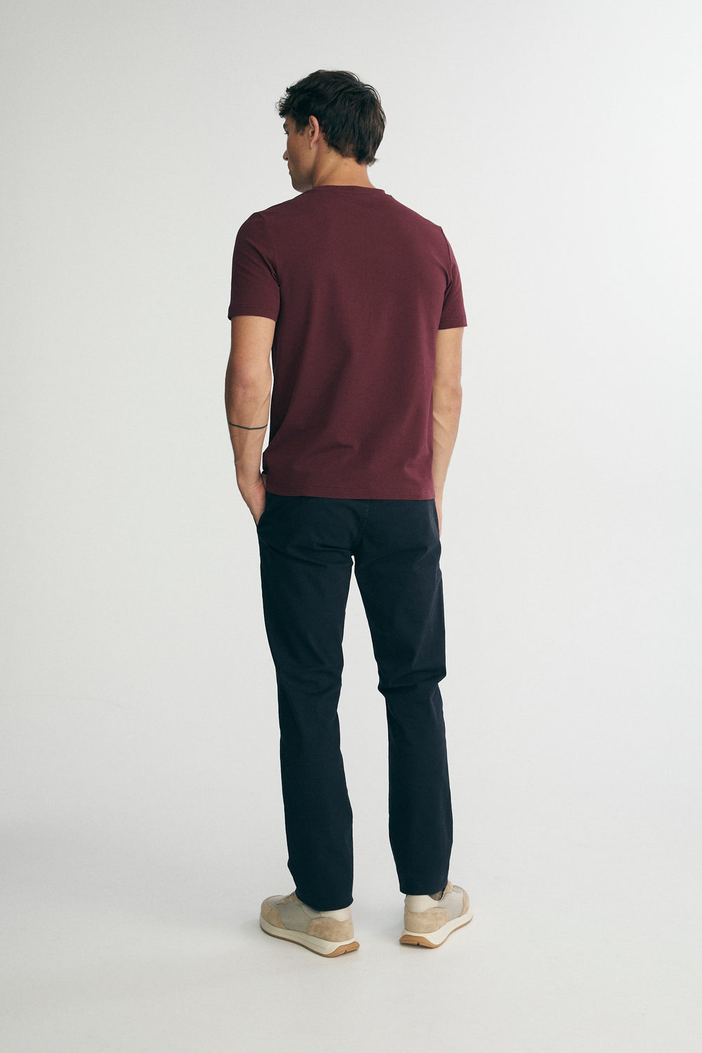 Basic crew neck T-shirt