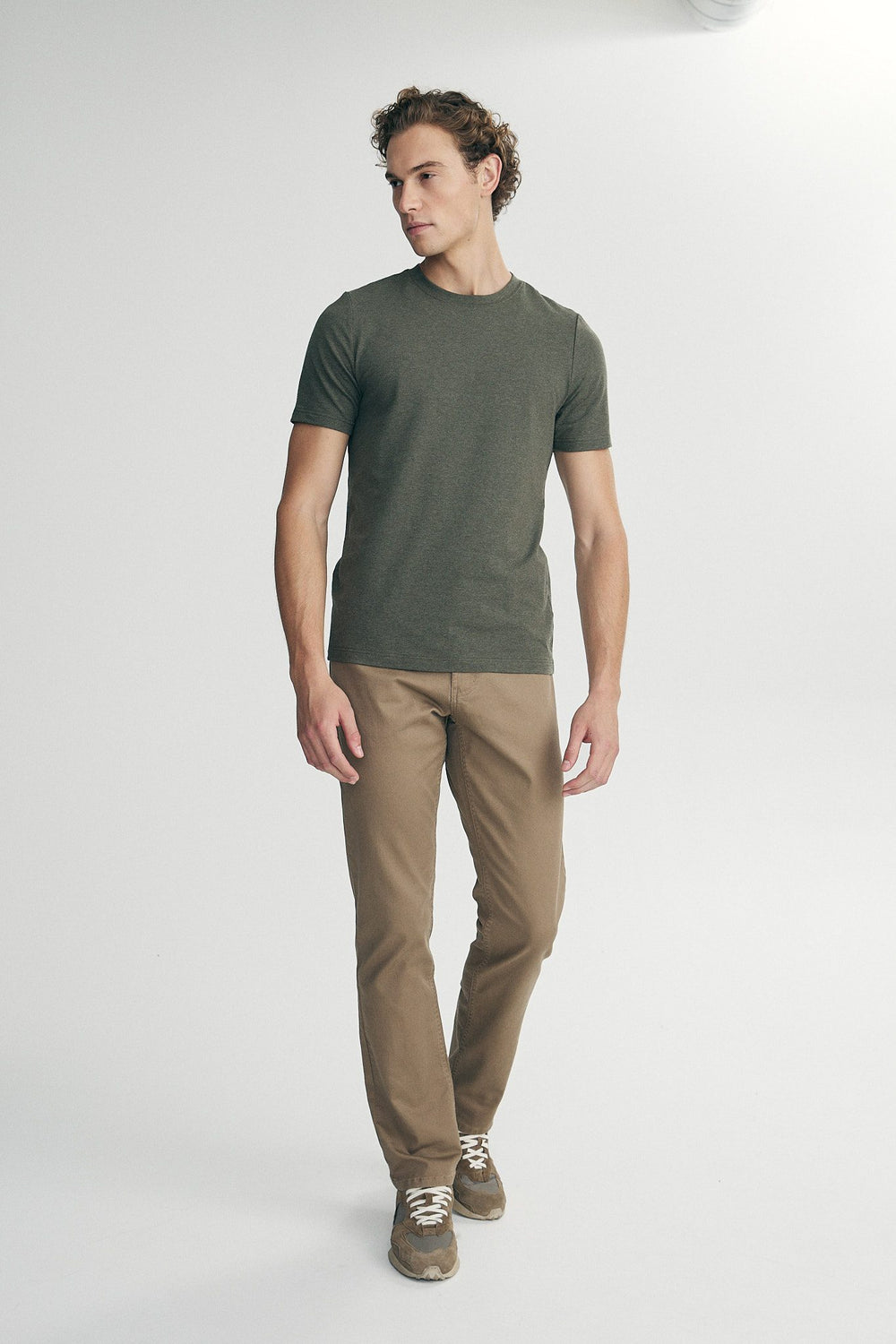 Basic crew neck T-shirt