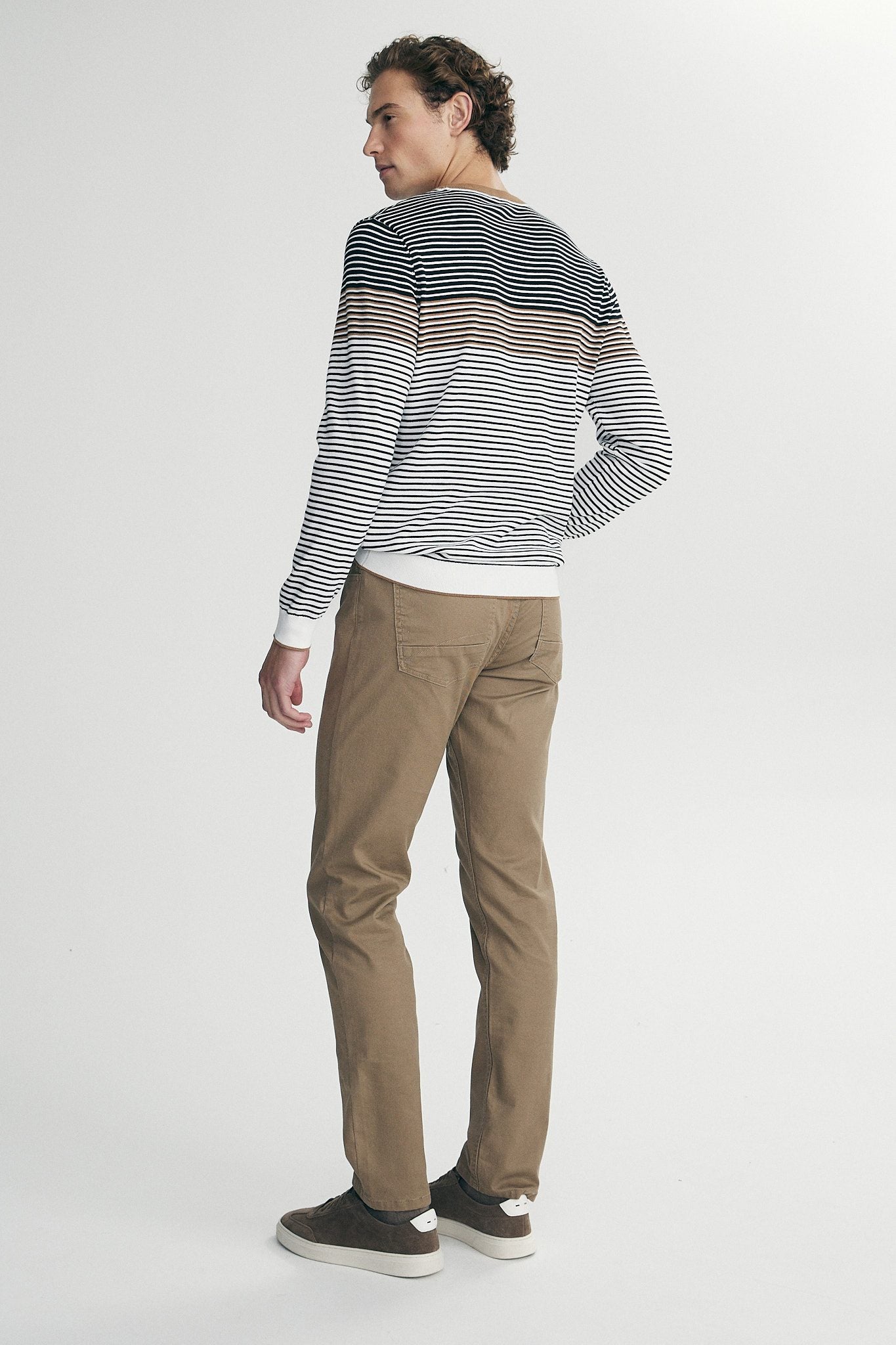 Stripes blocking sweater