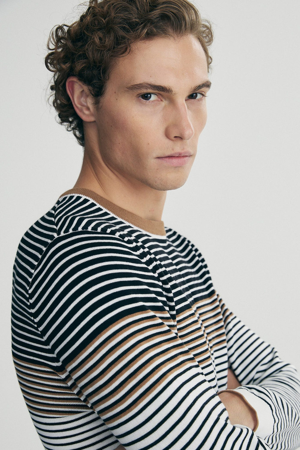 Stripes blocking sweater