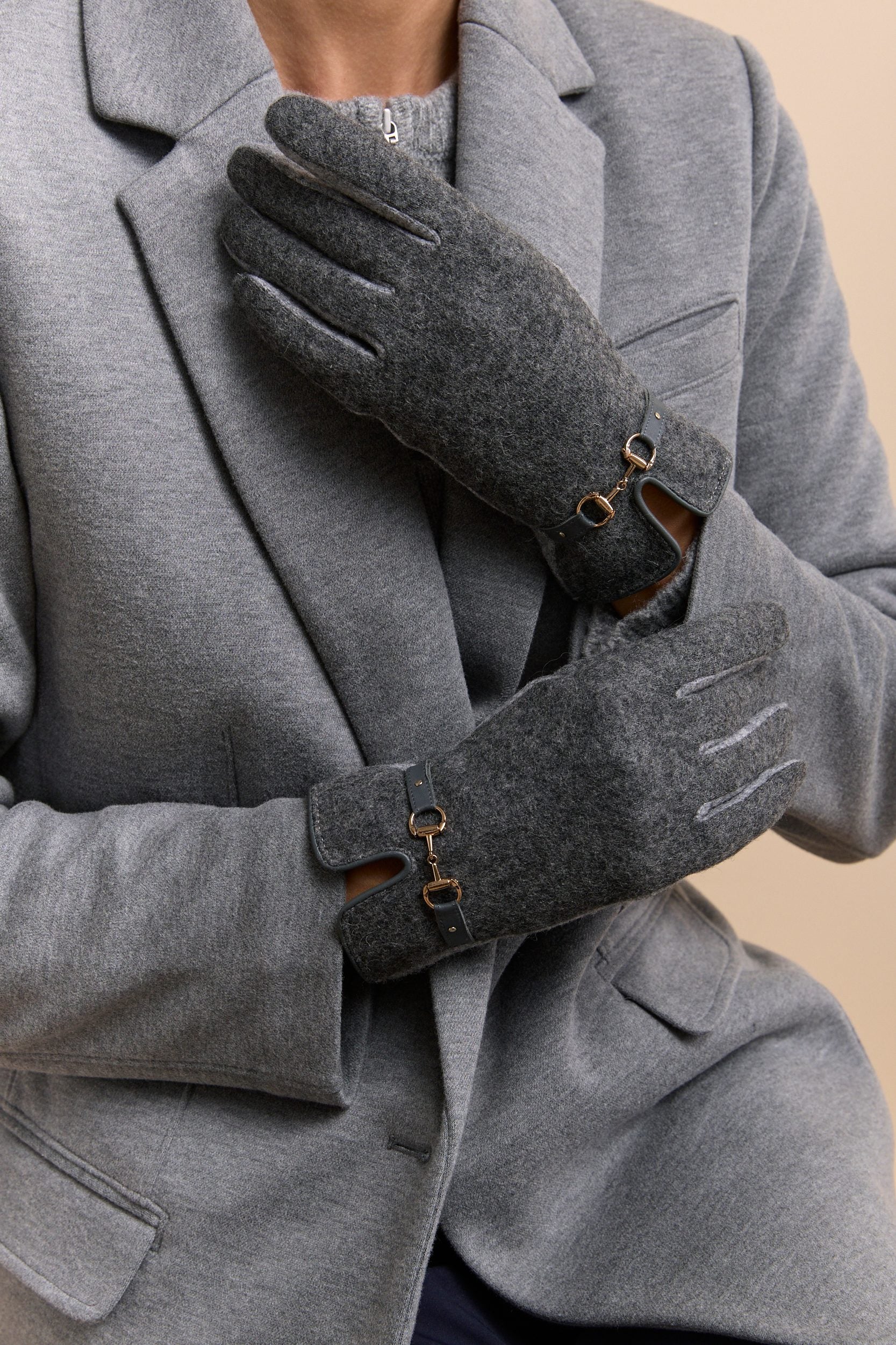 2 tone wool gloves