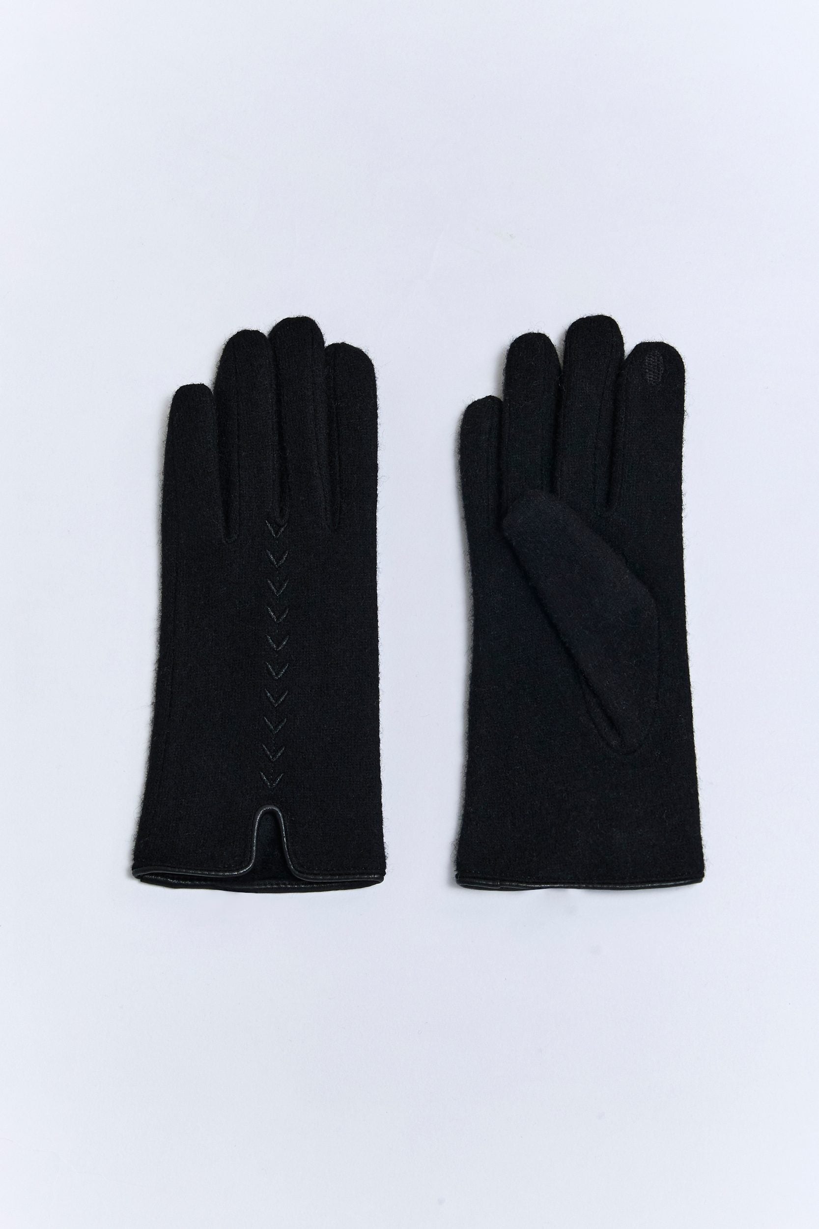 Wool gloves