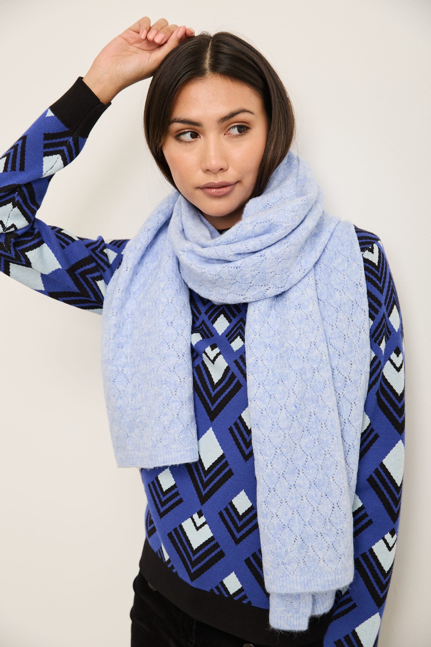 Pointelle scarf