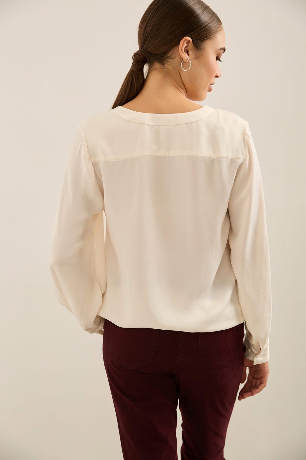 Oversized blouse with puffy sl