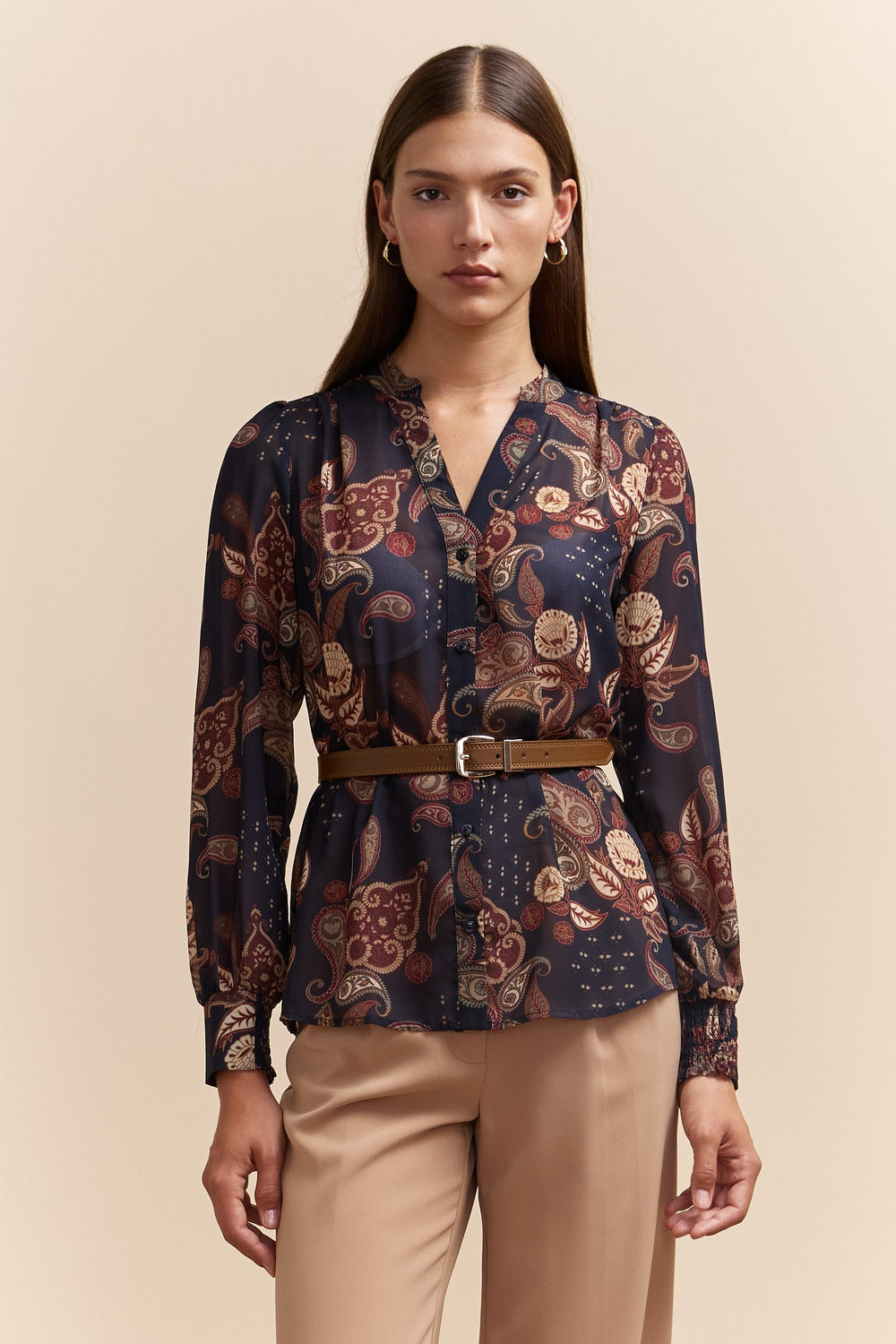 Printed shirt with puffy sleeves