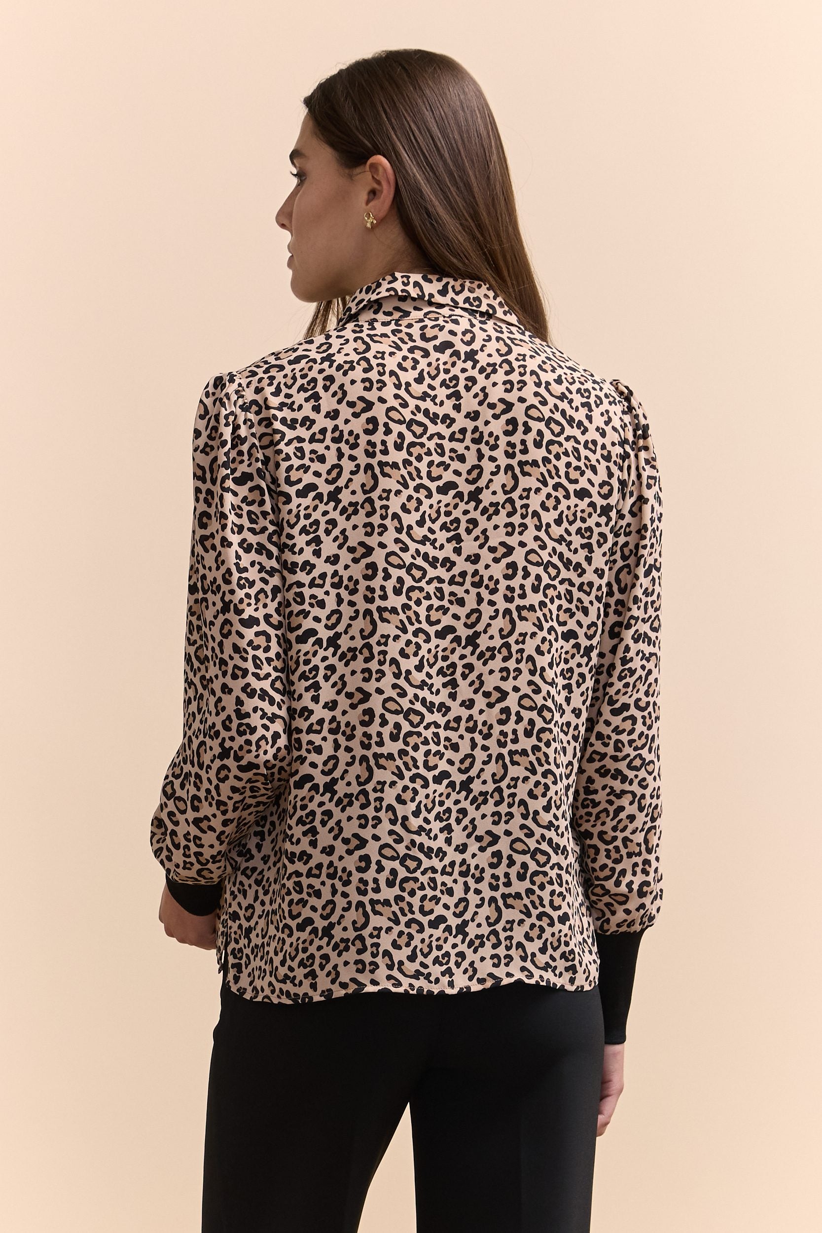 Leopard printed blouse with zipper