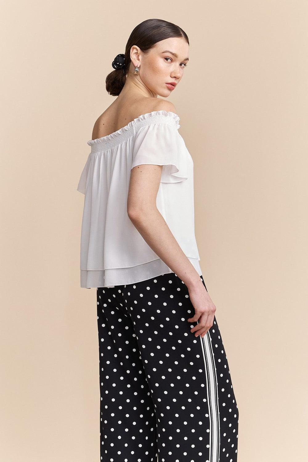 Off-the-shoulder top ruching