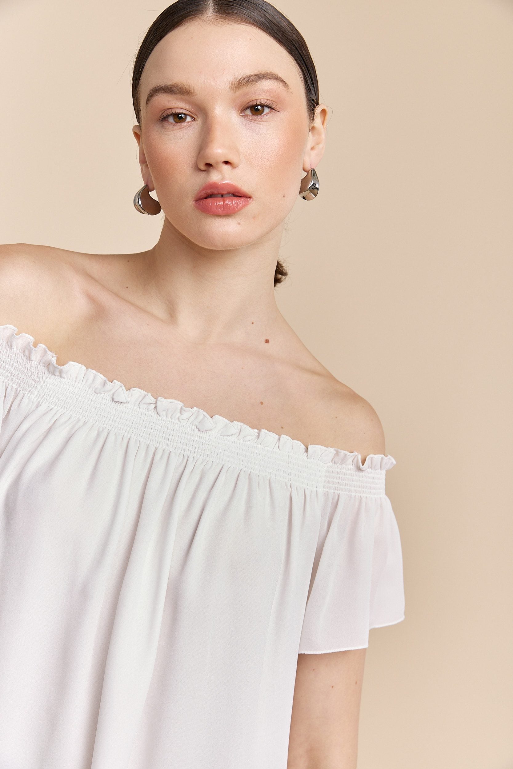 Off-the-shoulder top ruching