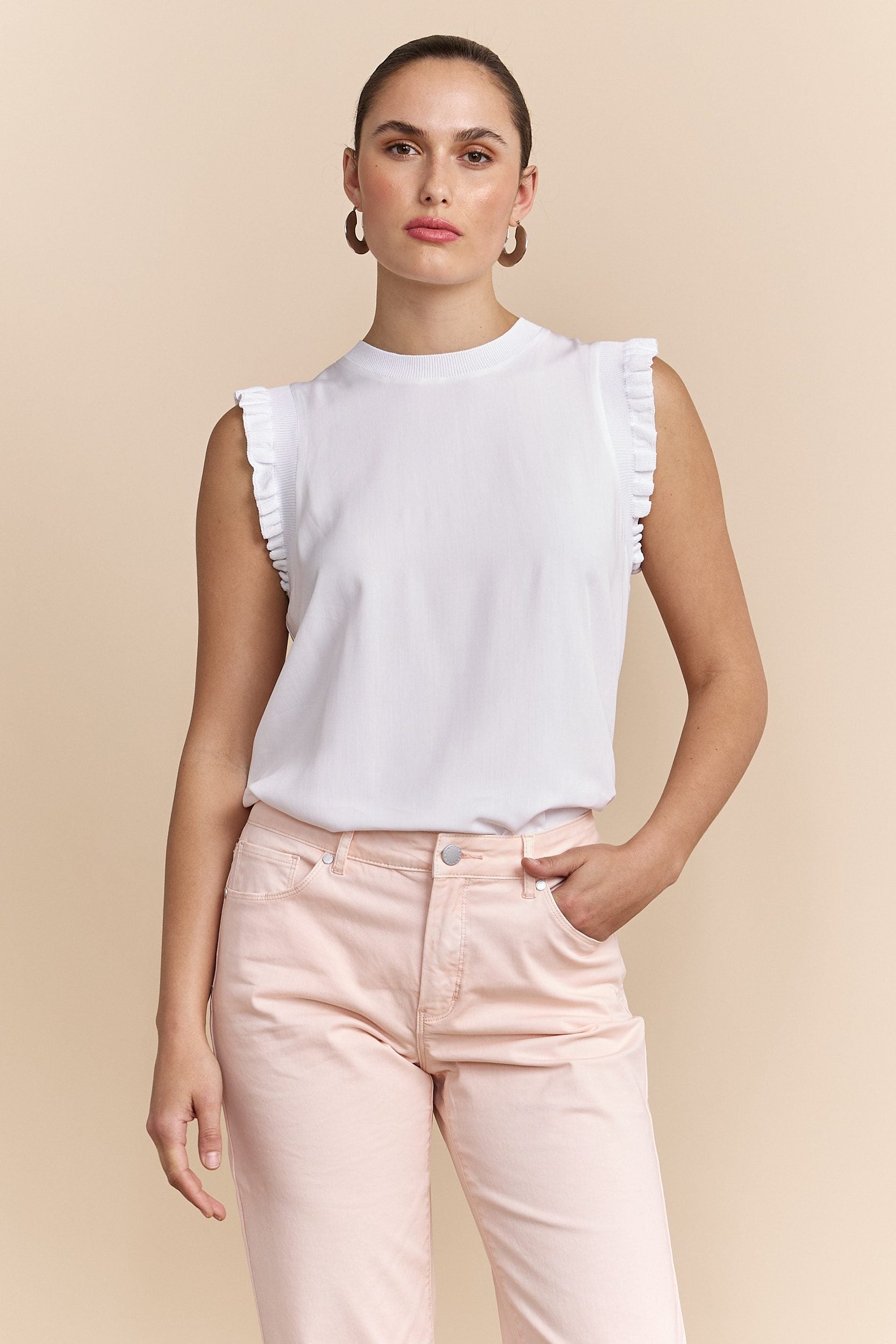 Top with frill and rib knit detail