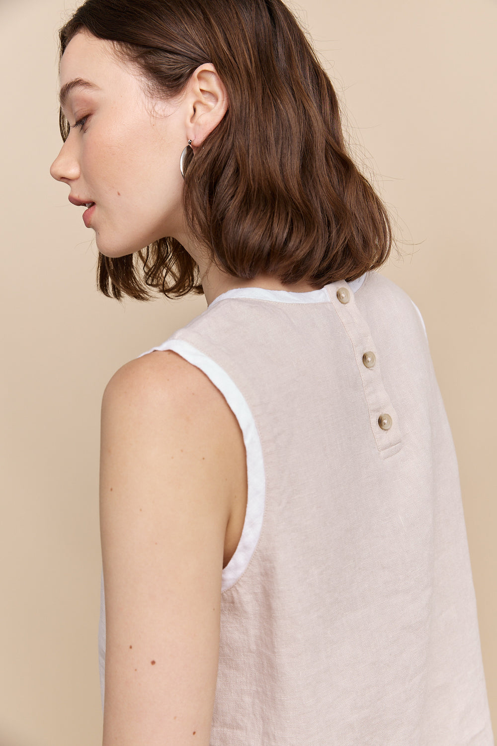 Sleeveless linen top