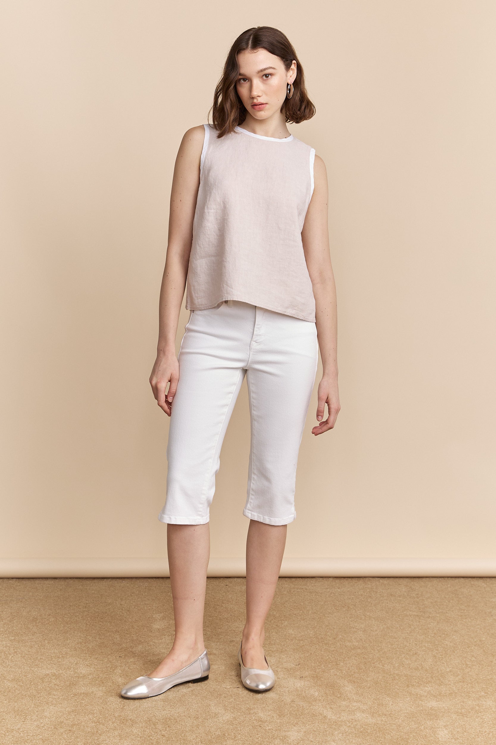 Sleeveless linen top