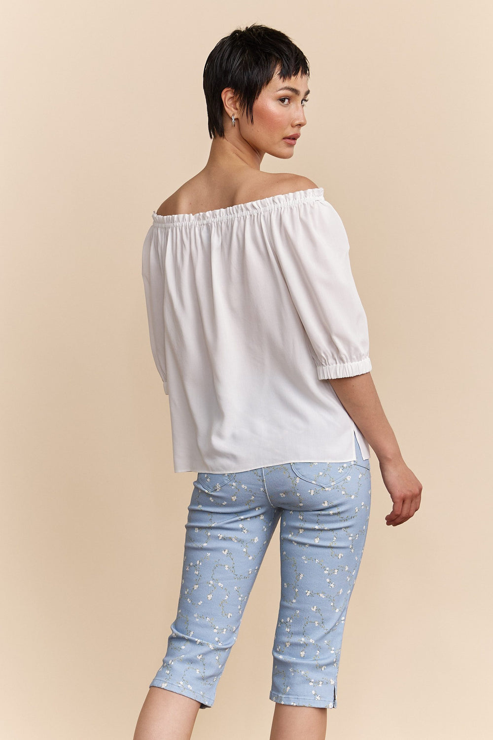 Off-the-shoulder top