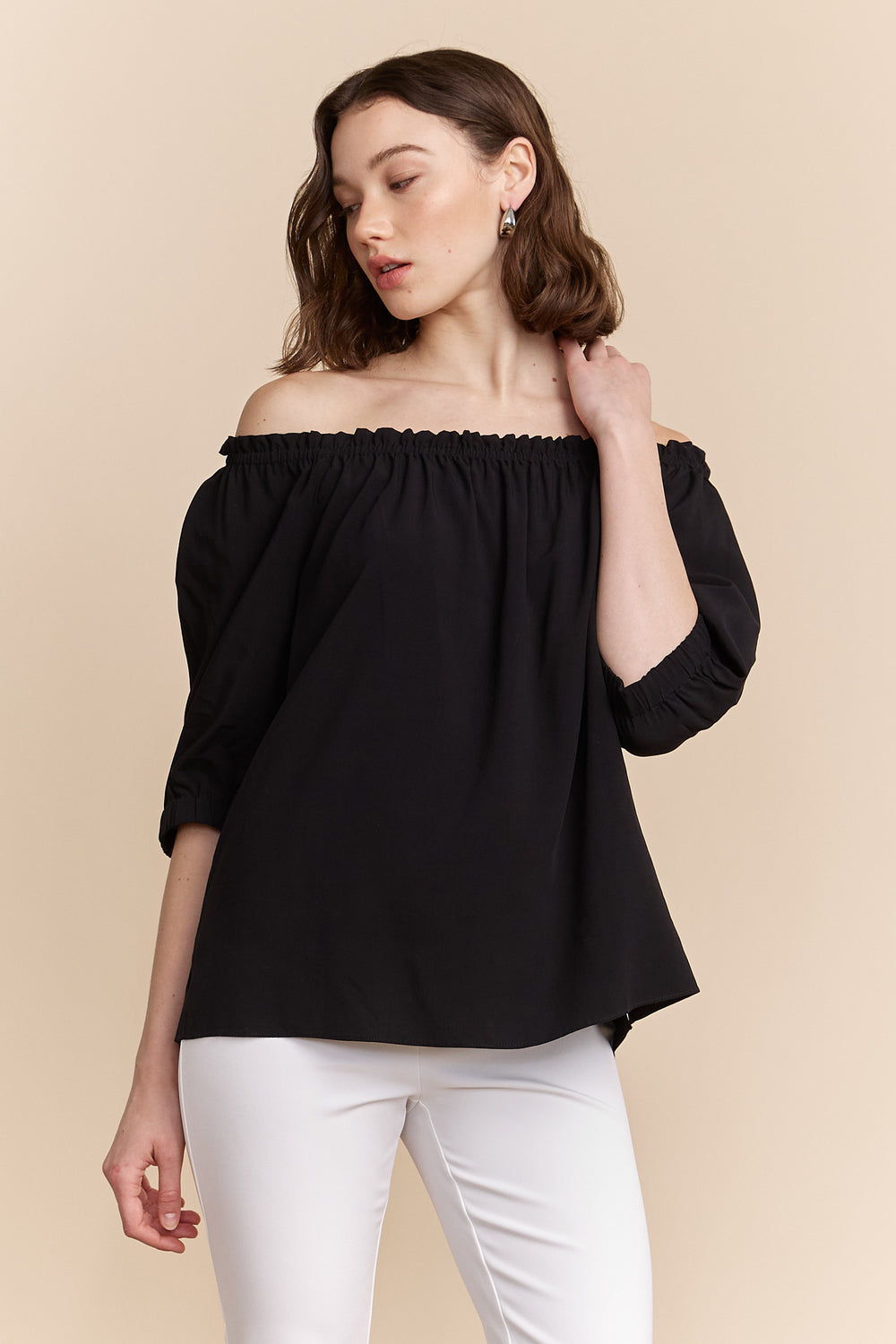 Off-the-shoulder top