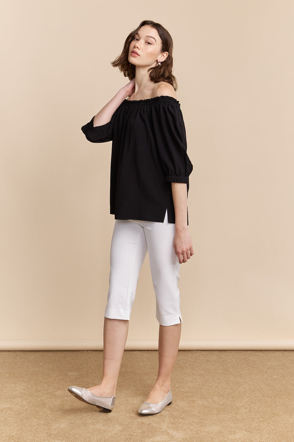 Off-the-shoulder top