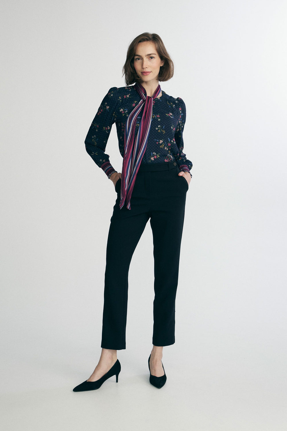 Floral print blouse with tied neck