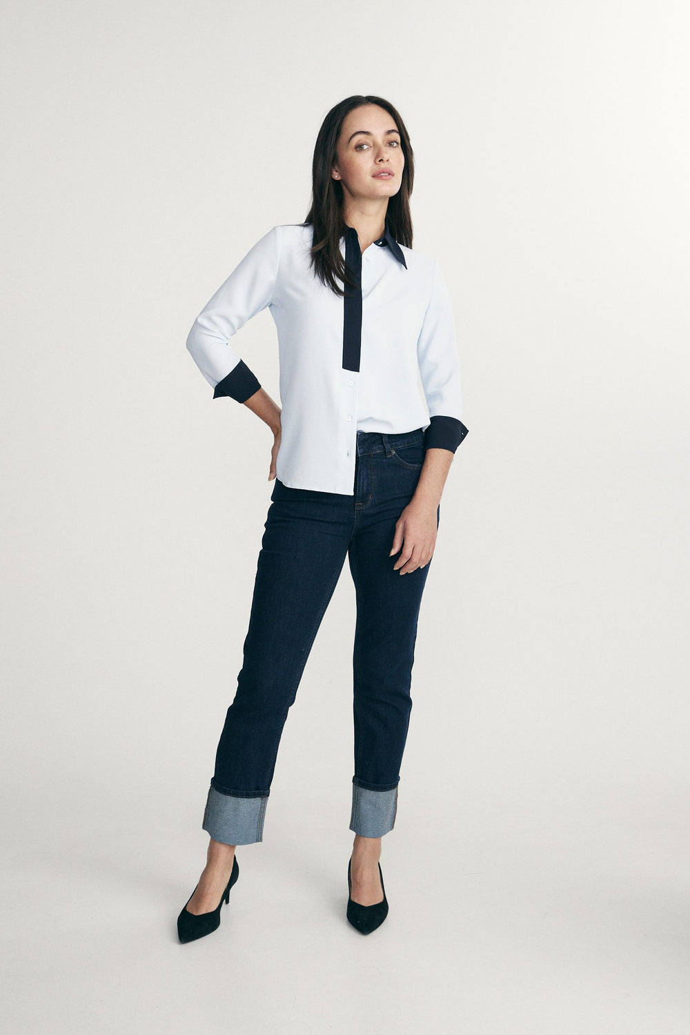 Regular shirt with long plaket