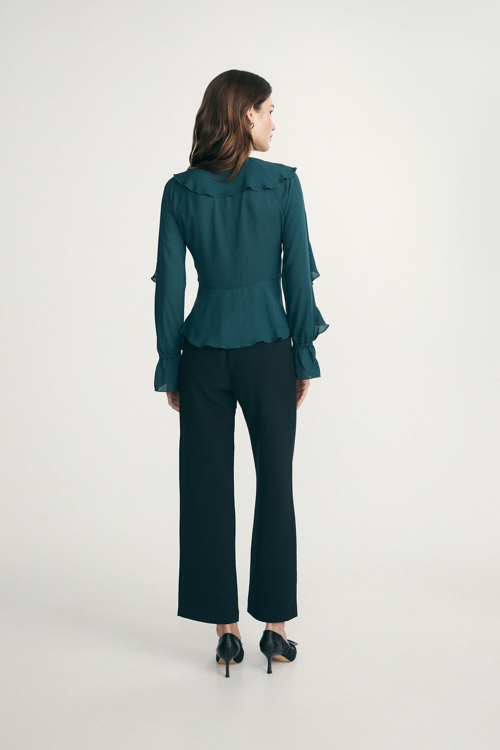 Ruffled fluid blouse