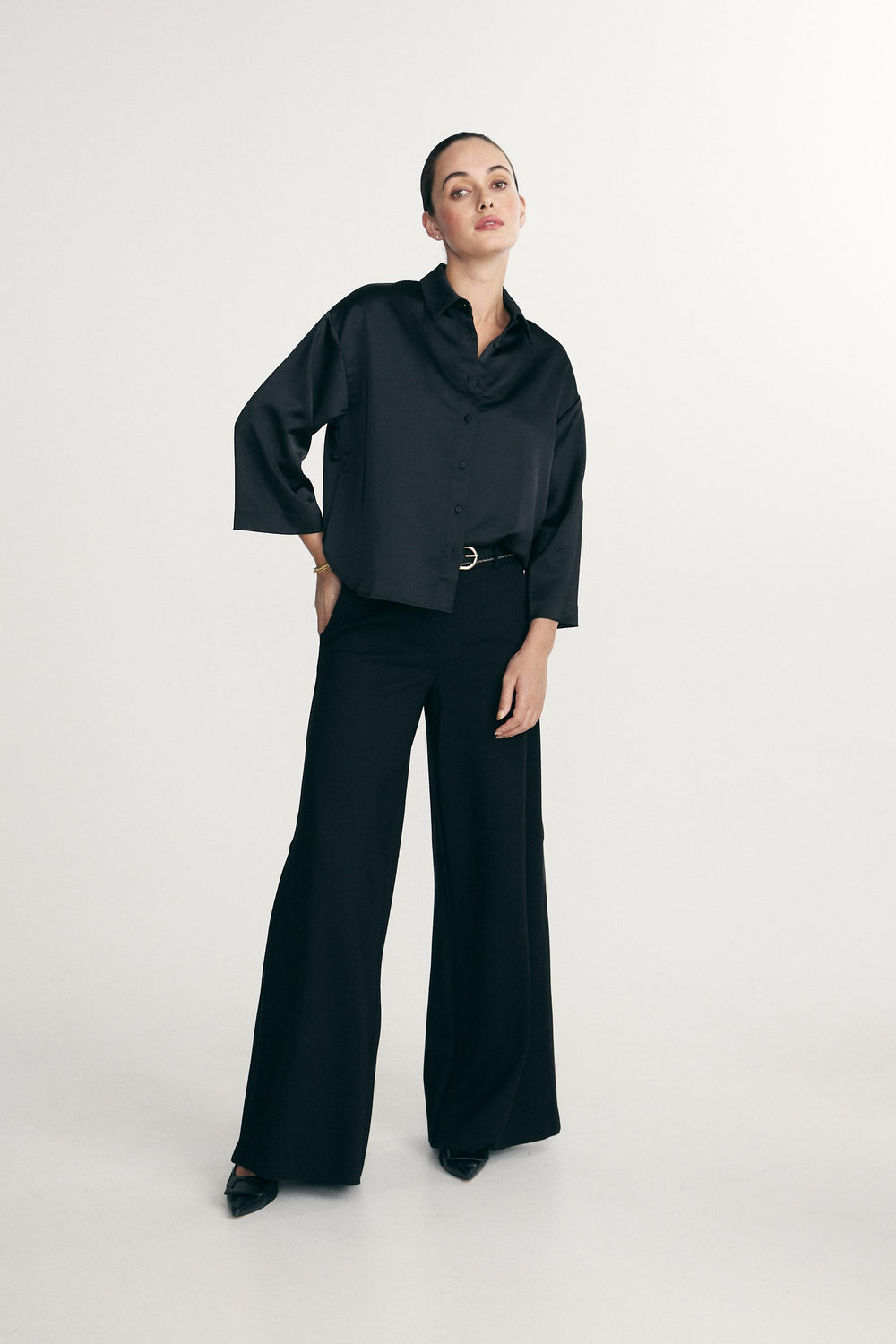 Satin oversized cropped shirt