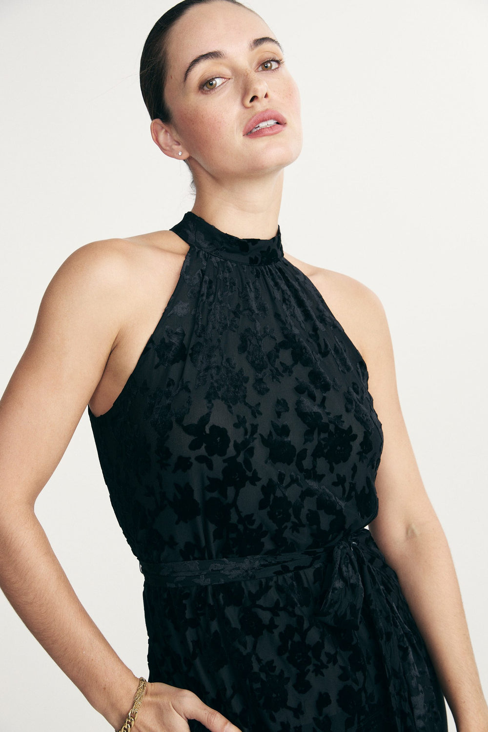 Halter top tied at back