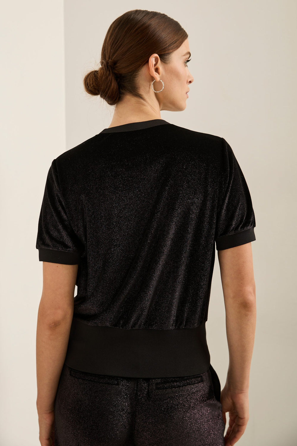 Velvet t-shirt with rib finish