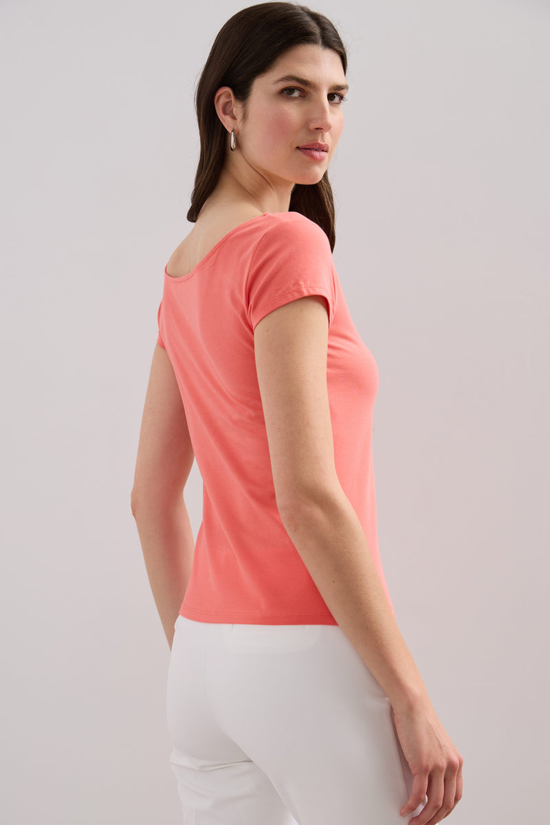 T-shirt with ballerina neckline