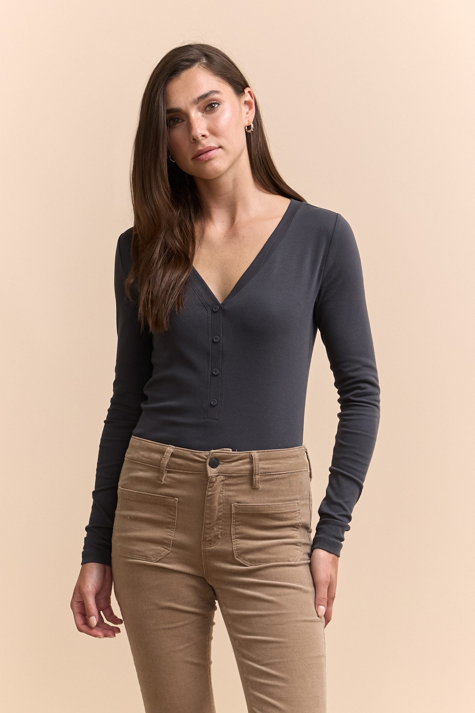 Rib top with button placket