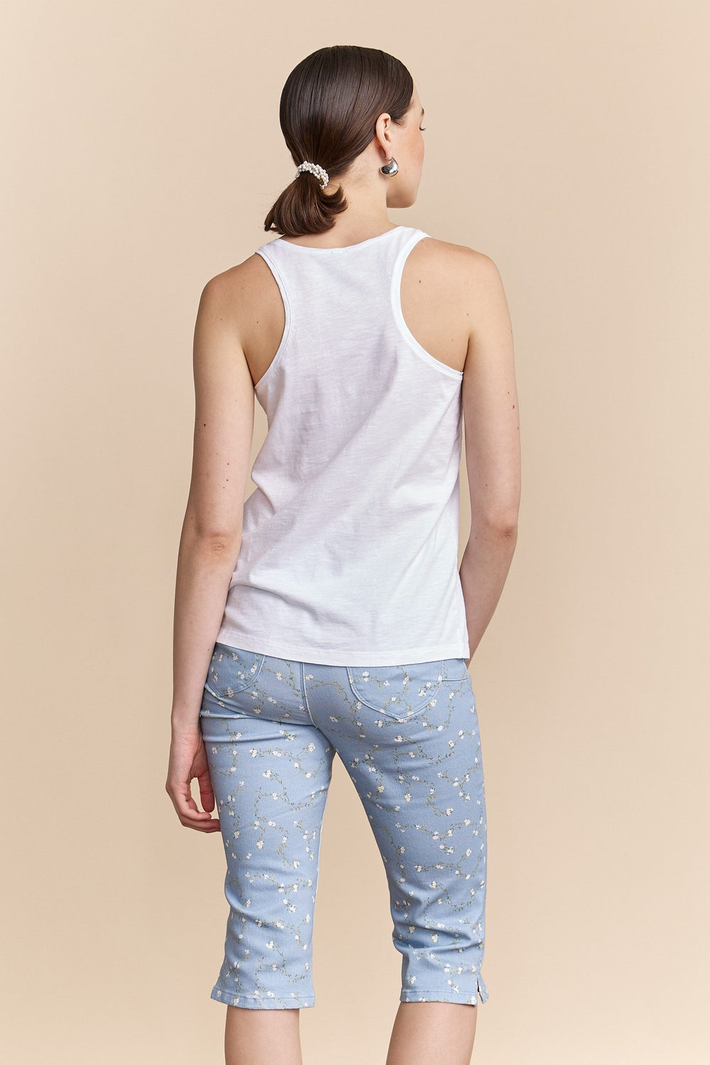 Basic V neck cami