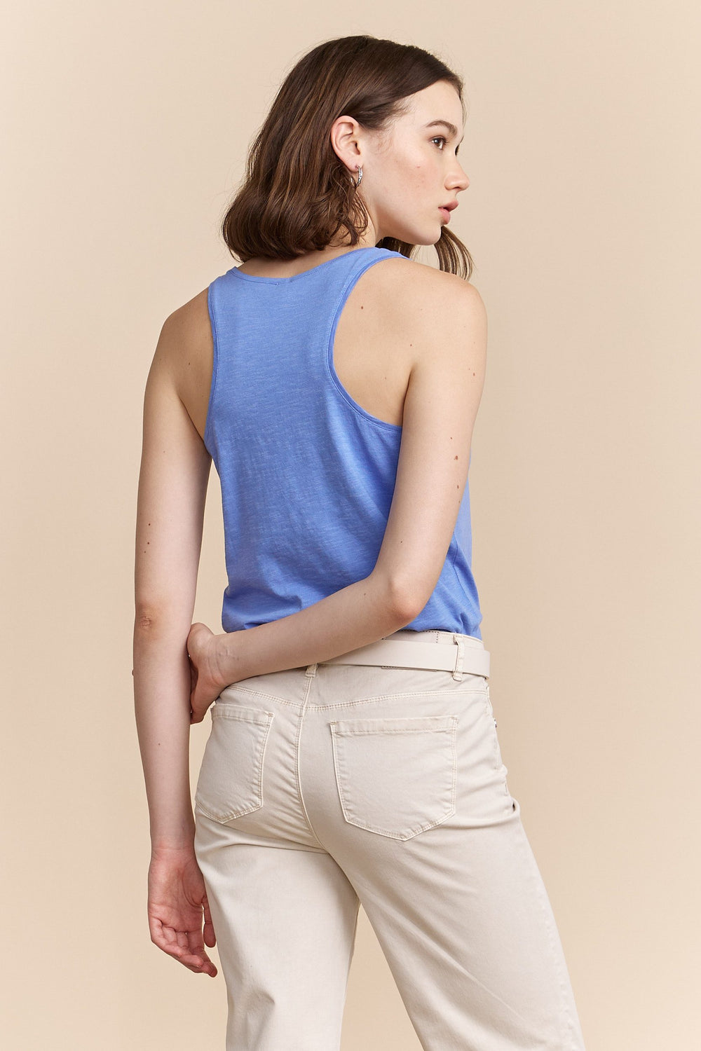 Basic V neck cami