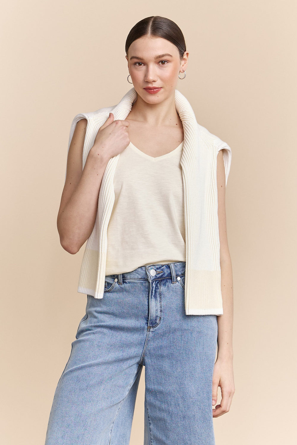 Basic V neck cami