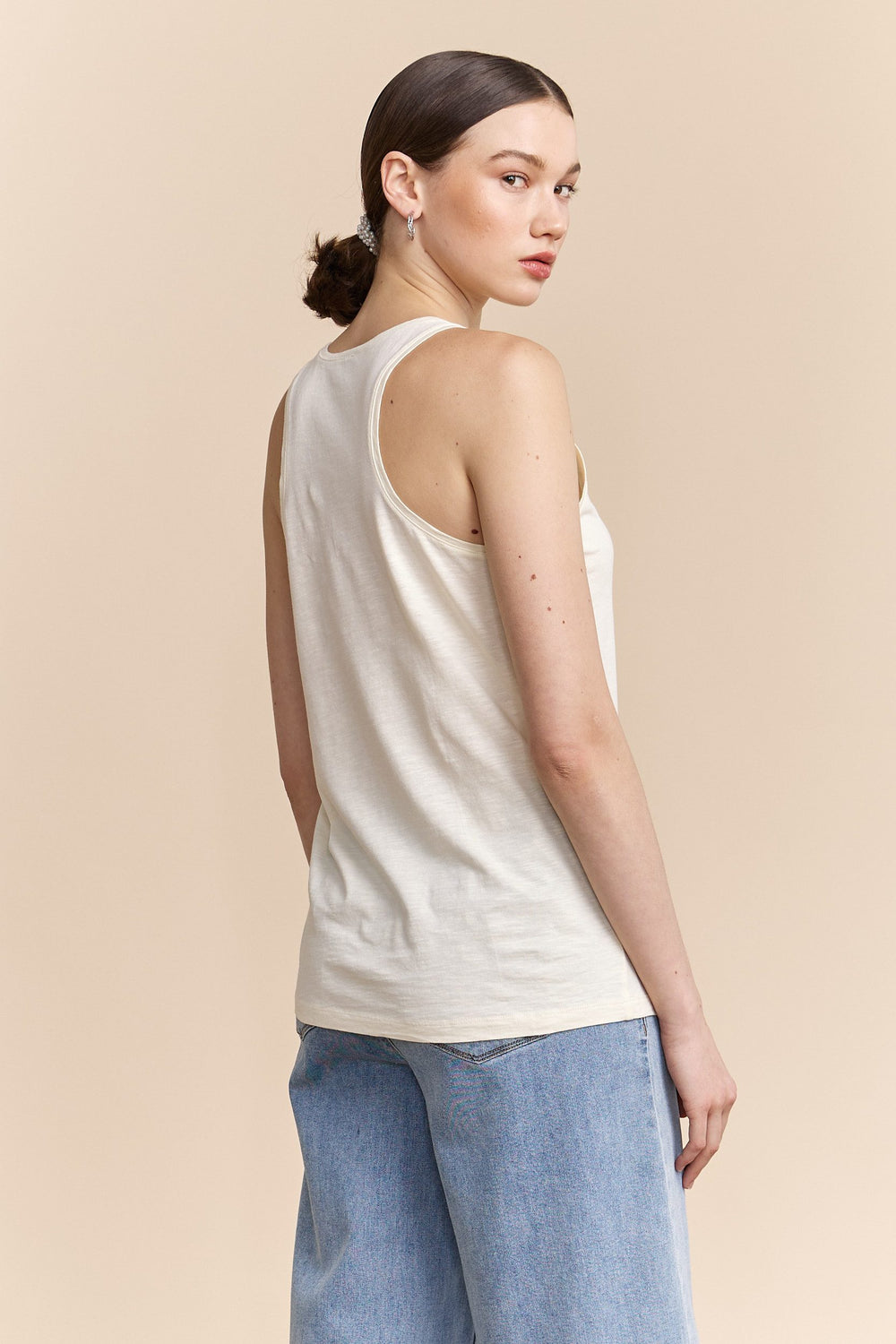 Basic V neck cami