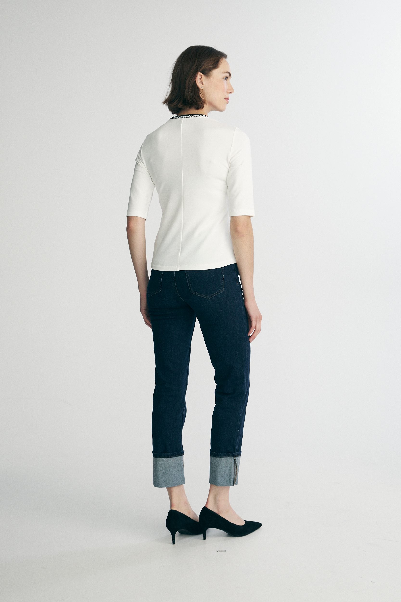 Basic crew neck T-shirt