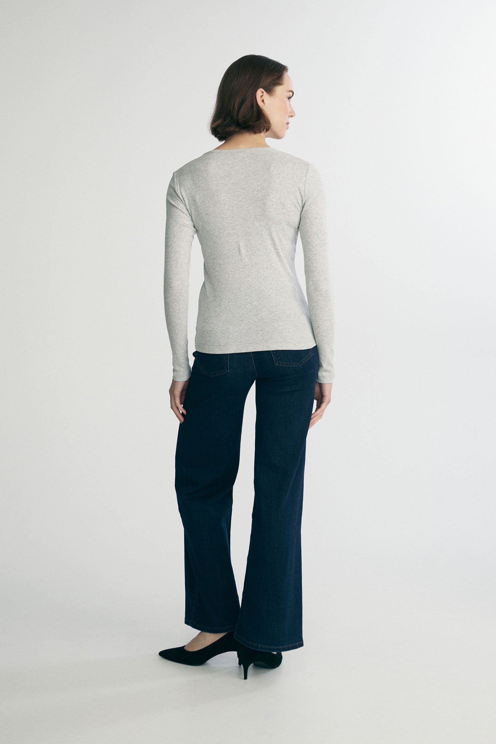 Long sleeve top with crew neck