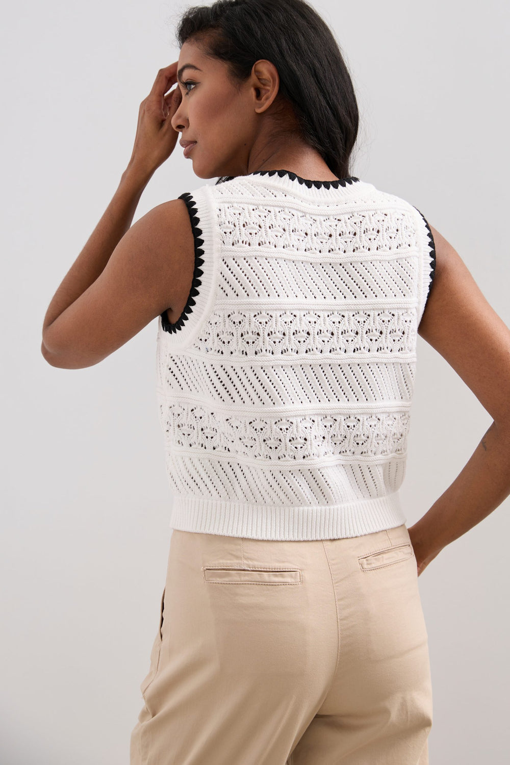 Cropped sleeveless top