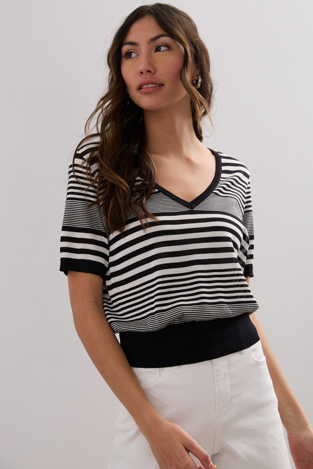 Short sleeve v-neck sweater
