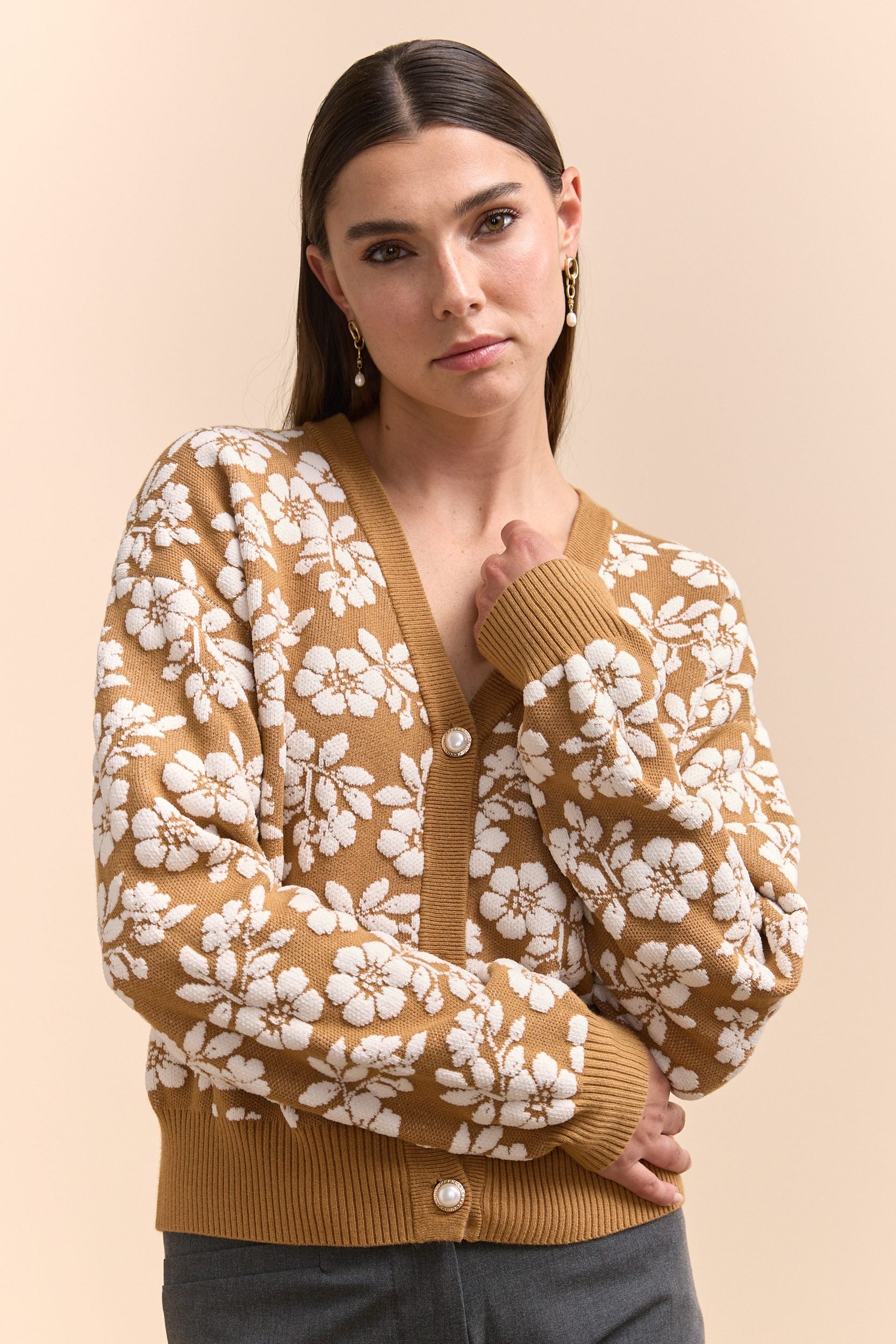 Cardigan with flowers design