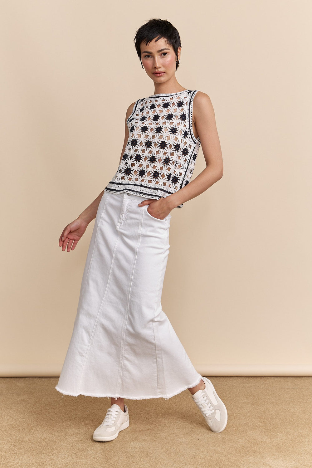 Sleeveless crochet top