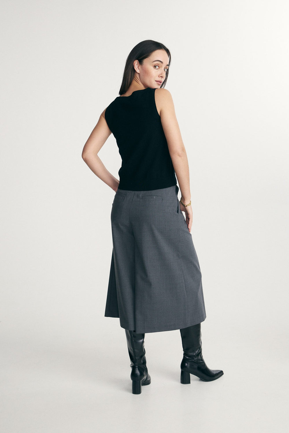 Merino wool boat neck top