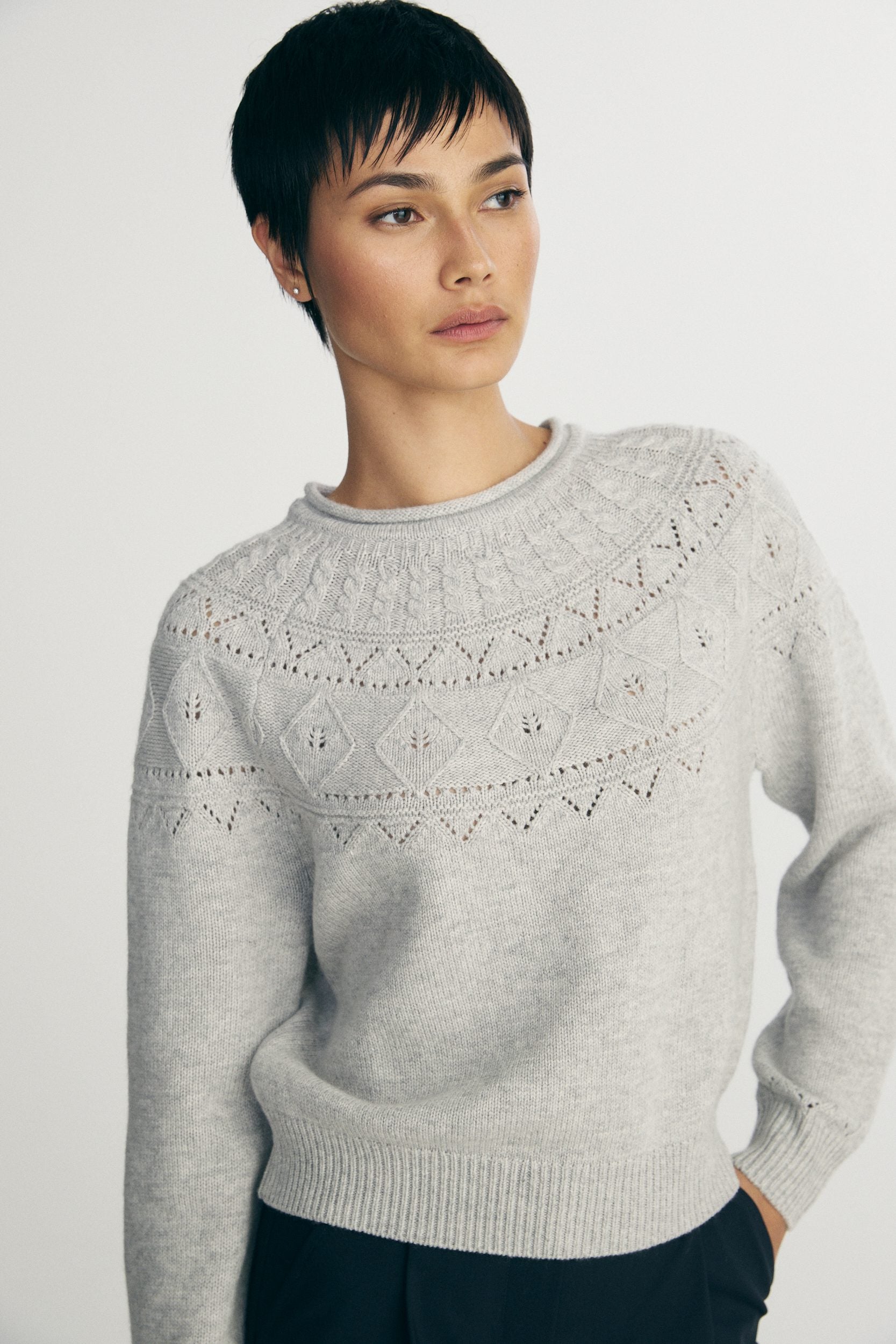 Cable crew neck sweater